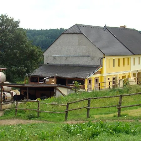 Penzion U Kopyta-3